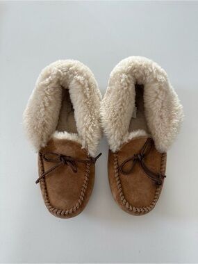 UGG Moccasin Slippers - Chestnut Women's slippers for fall.